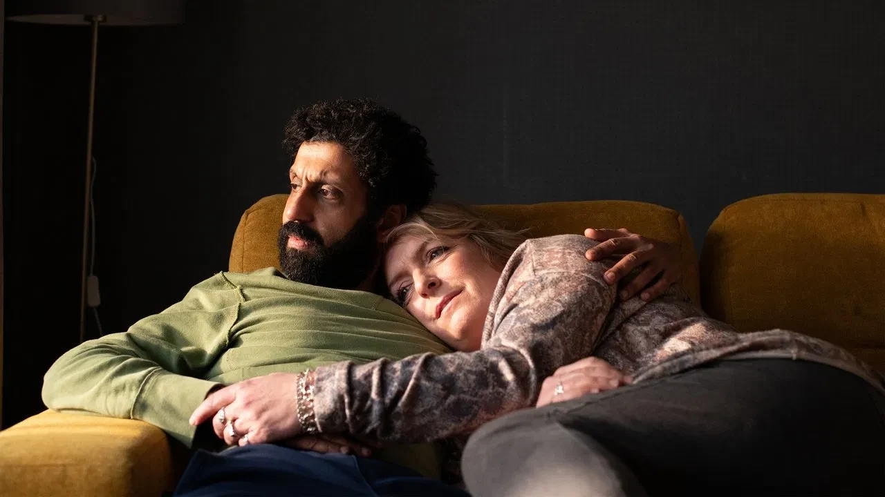 Ali Ve Ava