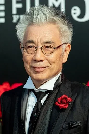 イッセー尾形