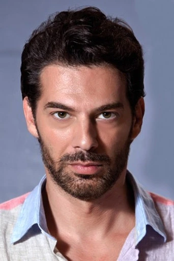 Emin Mecnunbeyli