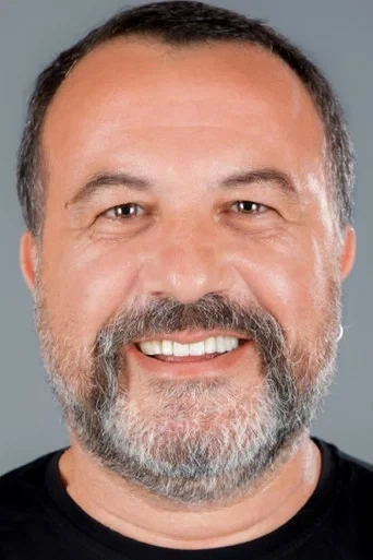 Okay Şenol