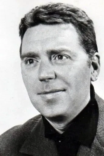 Robert Bazil